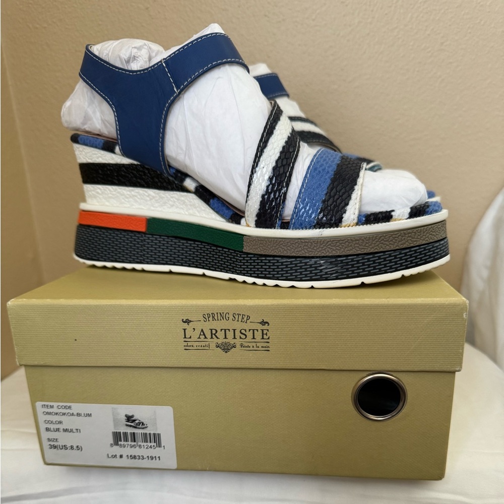 L’Artiste wedge sandal